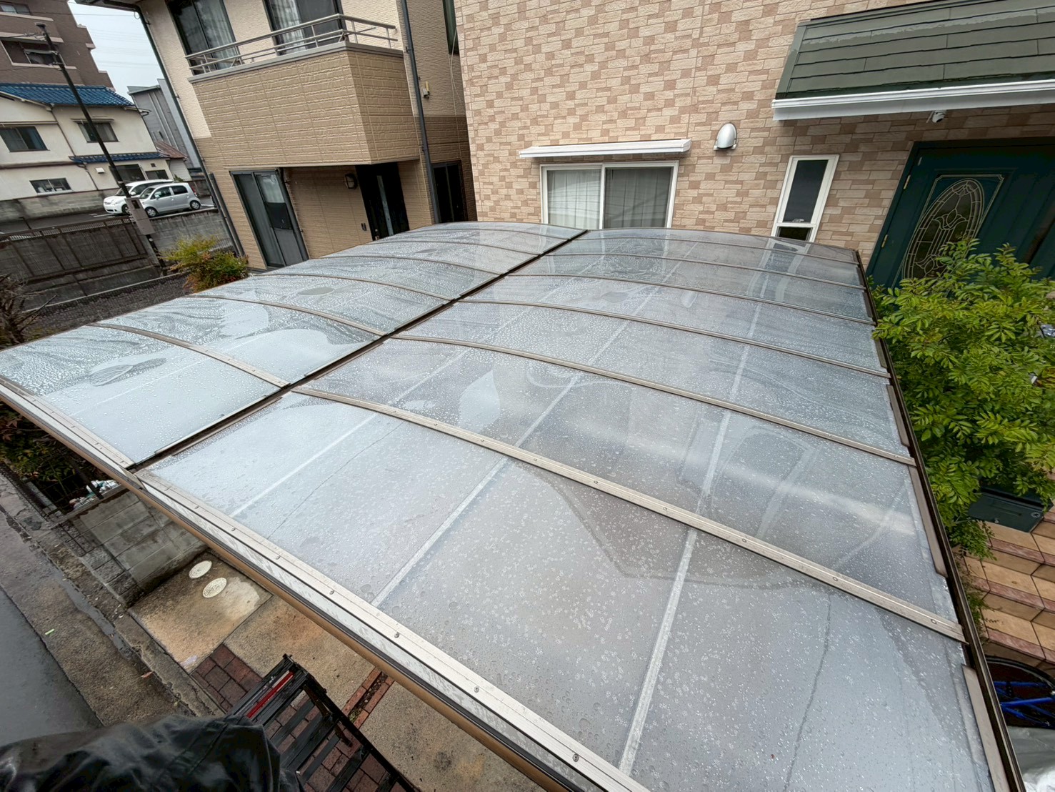 愛用していたカーポートが壊れ始めまだまだ使っていたかったので